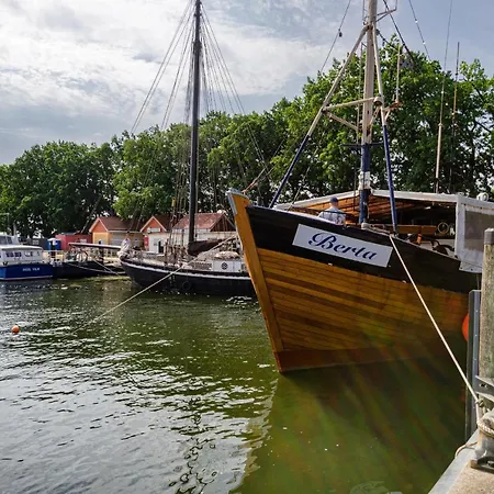 Apartamento Hafenliebe, Vilmblick Mit Meerblick Lauterbach (Rugen)